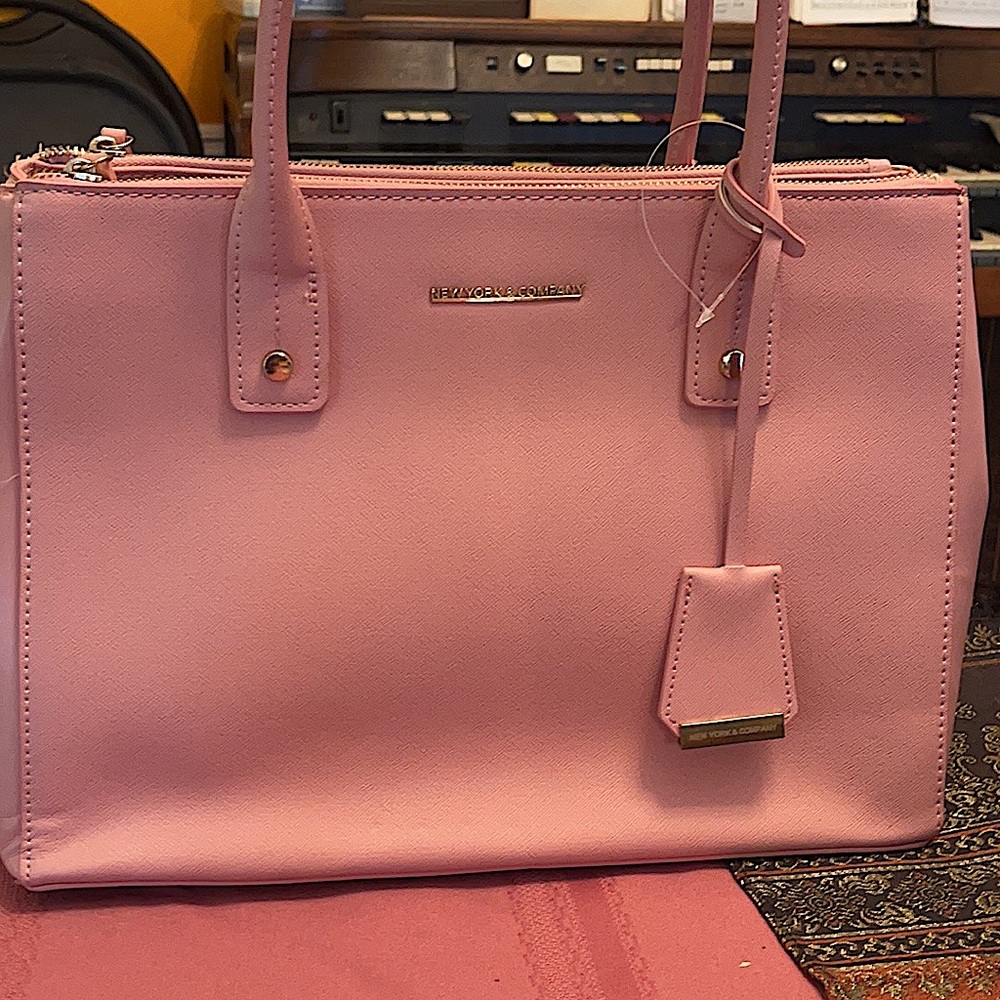 Brand new New York & Company pink satchel!